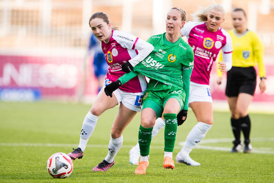 IK Uppsalas Matilda Kristell och Hammarbys Julia Roddar