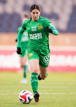 Hammarbys Kyra Cooney-Cross och IK Uppsalas Agnes Nyberg