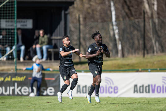 Ariana FCs Emmanuel Yeboah jublar