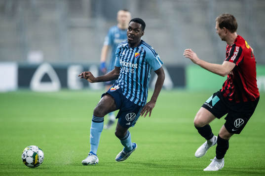 Djurgårdens Joel Asoro och Brommapojkarnas Tim Waker