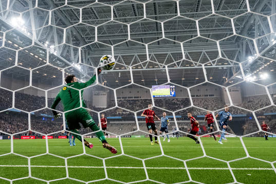 Djurgårdens Hampus Finndell gör 3-0 på Brommapojkarnas