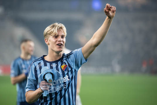 Djurgårdens Lucas Bergvall jublar