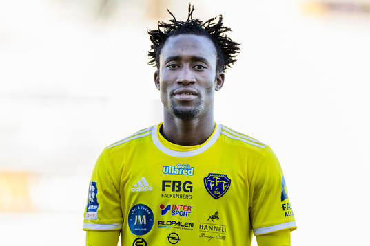Falkenbergs Godwin Aguda före fotbollsmatchen i Ettan