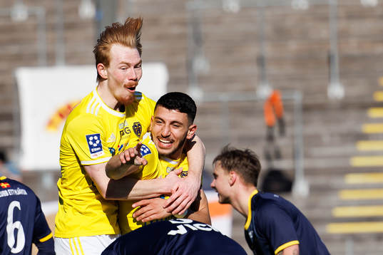 Falkenbergs Linus Borgström och Leonardo Farah Shahin