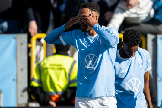 Malmö FFs Isaac Kiese Thelin jublar