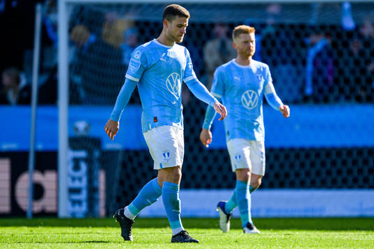 Malmö FFs Gabriel Busanello och Anders Christiansen deppar