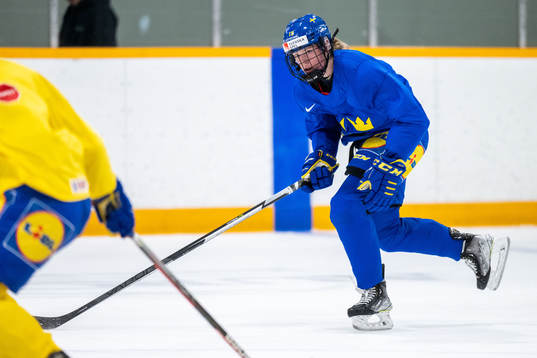 Sara Hjalmarsson of Sweden at a practice session