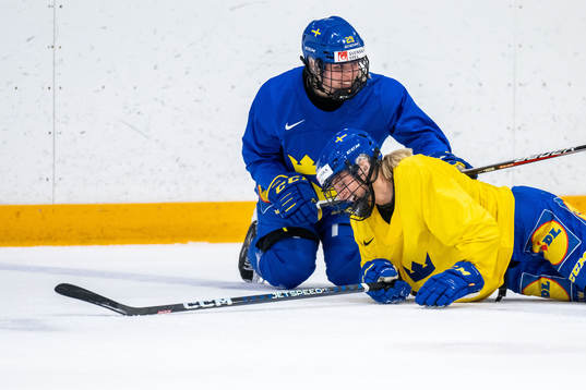 Olivia Carlsson and Josefine Holmgren of Sweden at a