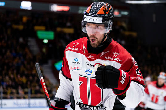 Örebros Rasmus Rissanen jublar