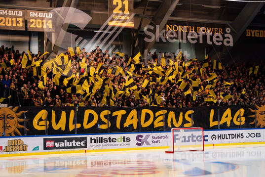 Tifo före semifinal ett i SHL mellan Skellefteå och