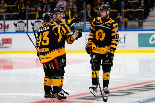 Skellefteås Filip Sandberg , Pär Lindholm och Joakim