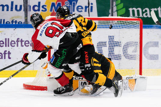 Örebros Leo Carlsson gör 2-2