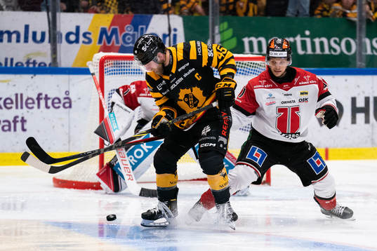 Skellefteås Oscar Möller och Örebros Kristian Näkyvä
