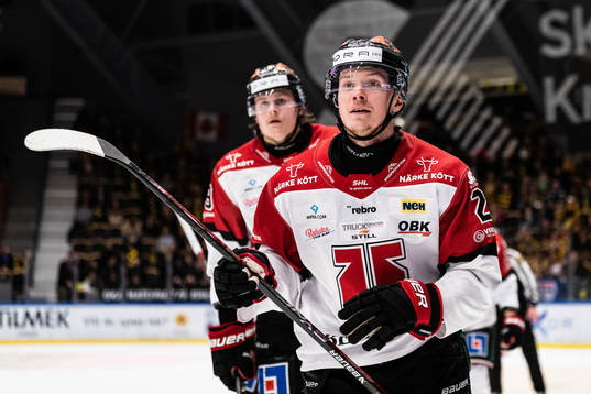 Örebros Linus Öberg jublar