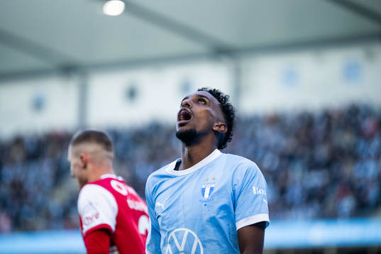 Malmö FFs Taha Ali deppar