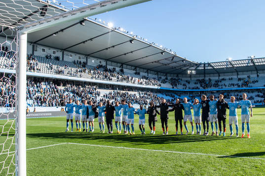 Malmö FFs spelare jublar
