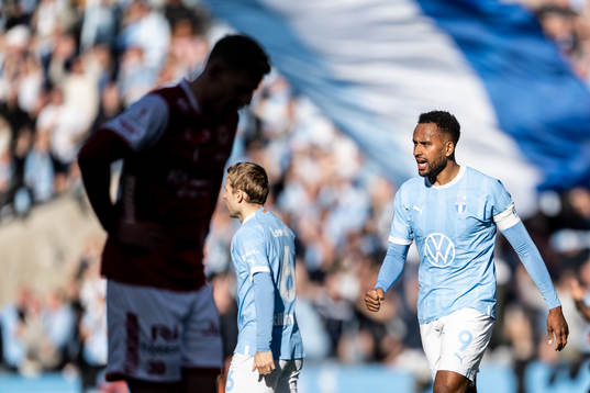 Malmö FFs Isaac Kiese Thelin jublar