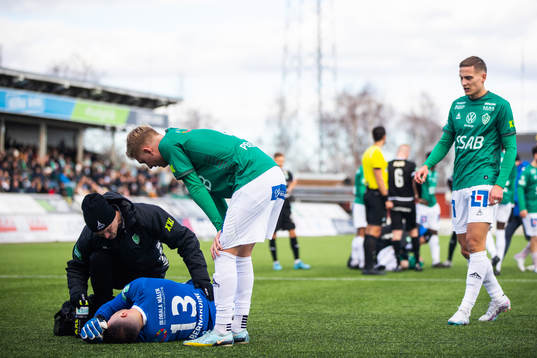 Brages målvakt Andre Bernardini har ont