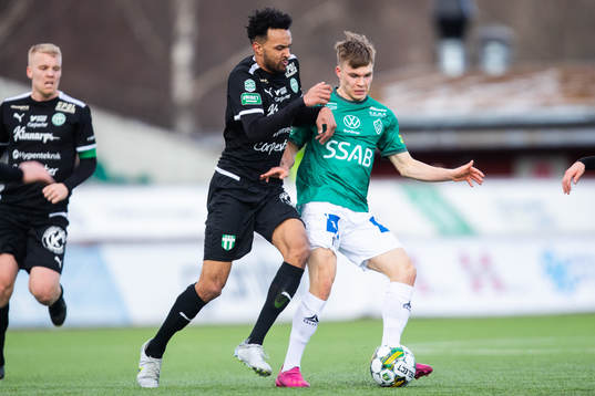 Västerås SKs Alex Douglas och Brages Gustav Berggren