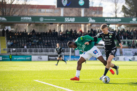 Brages Kevin Appiah Nyarko och Västerås SKs Patric Åslund