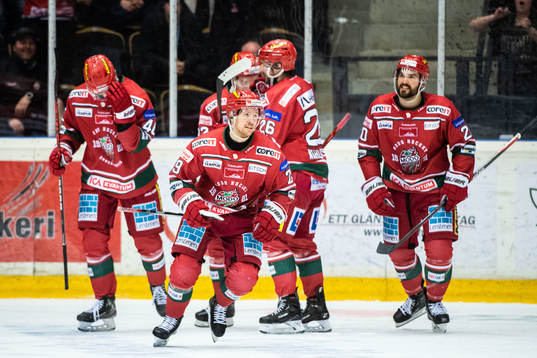 Modos Mikkel Aagaard jublar