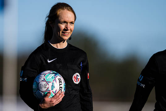 Marit Buhaug Folstad, referee