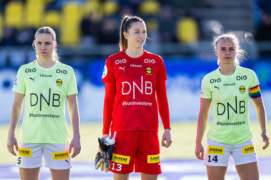 Camilla Huseby, goalkeeper Cecilie Hauståker Fiskerstrand