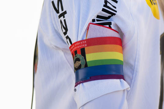 Brommapojkarnas Elsa Karlsson kaptens bindel