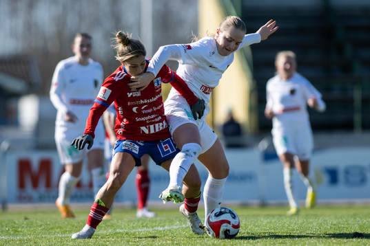 Vittsjös Katrina Gorry och Brommapojkarnas Klara Andrup