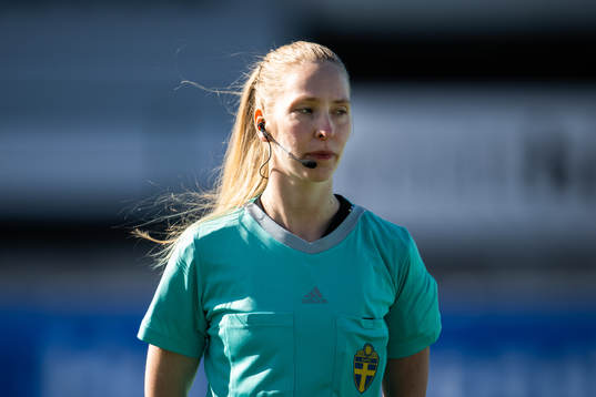 Assisterande domare Viktoria Månsson