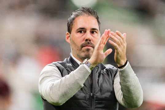 Hammarbys tränare Marti Cifuentes innan fotbollsmatchen i