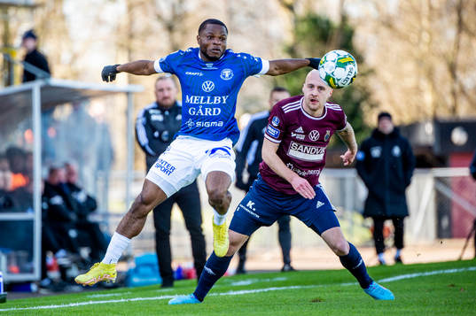 Trelleborgs Henry Offia mot Gefles Anton Lundin