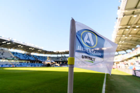 En hörnflagga innan fotbollsmatchen i Allsvenskan mellan