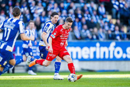 IFK Göteborgs Gustav Svensson och Värnamos Oscar Johansson