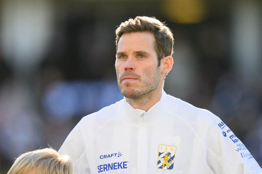 IFK Göteborgs Emil Salomonsson vid lineup innan
