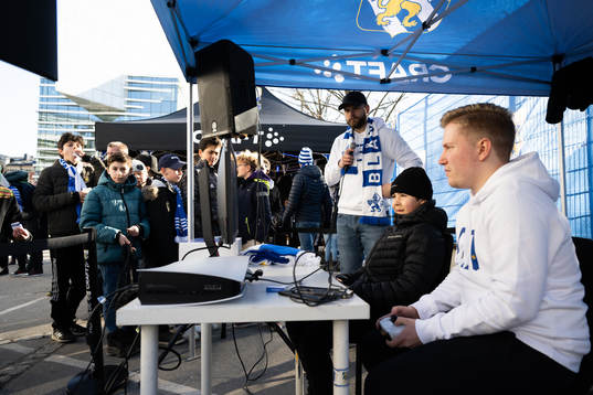 Aktivitet utanför Gamla Ullevi