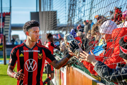 Östersunds Chovanie Amatkarijo tackar publiken