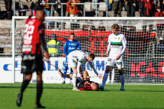 GAIS Axel Norén reagerar på Östersunds Cesar Weilid