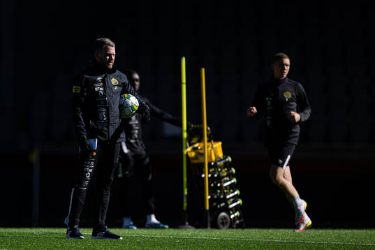 Manager Jimmy Thelin