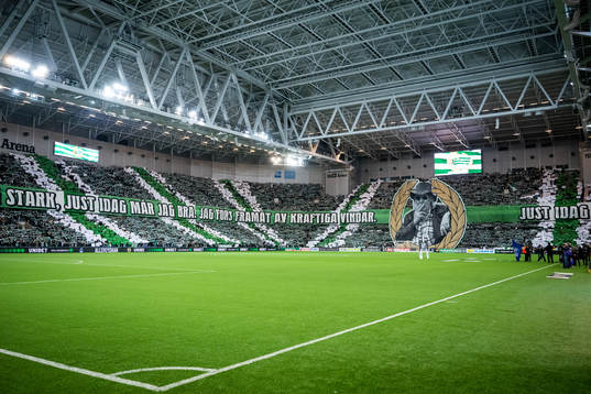 Hammarbys supportrar med ett tifo