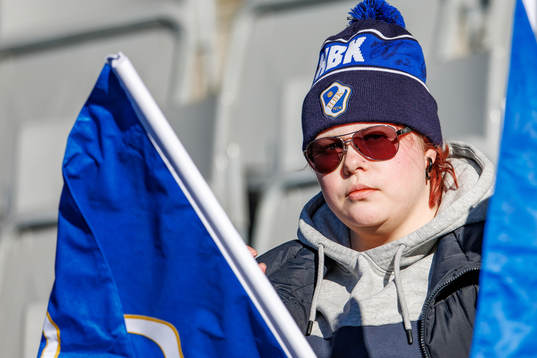 Halmstads supporter före fotbollsmatchen i Allsvenskan