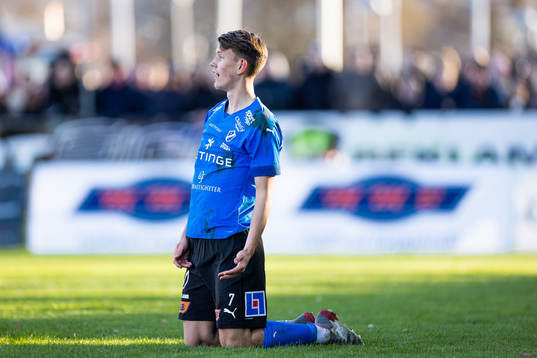 Halmstads Kazper Karlsson deppar