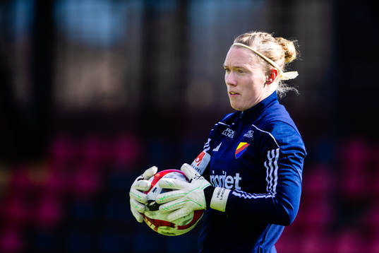 Djurgårdens målvakt Hedvig Lindahl  fotbollsmatchen i
