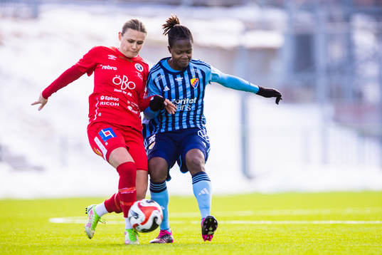 Örebros Maja Bodin och Djurgårdens Portia Boakye