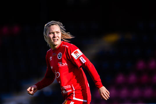 Örebros Emma Peuhkurinen