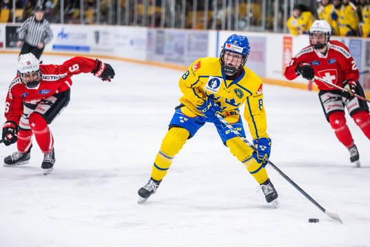 Hilda Svensson of Sweden scores 1-0