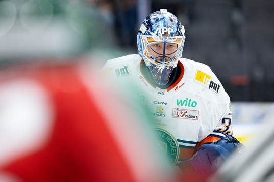Växjös målvakt Emil Larmi