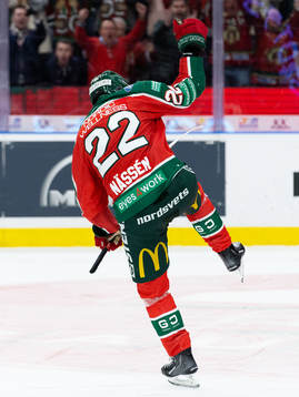 Frölundas Linus Nässen jublar