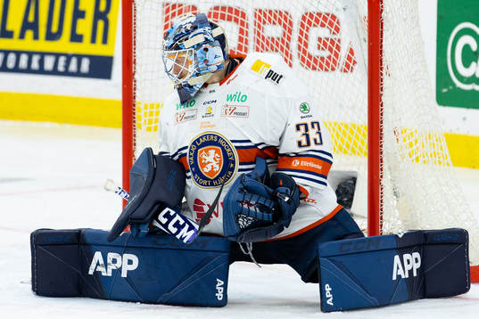 Växjös målvakt Emil Larmi