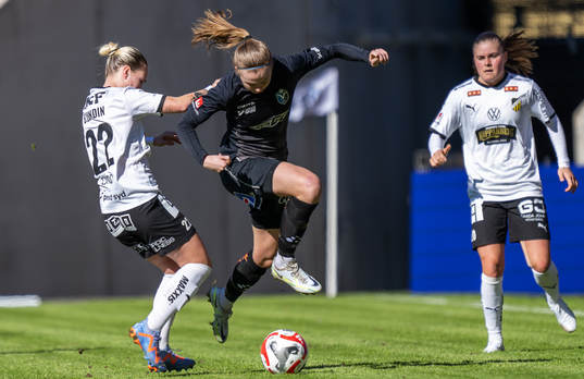 Häckens Marika Bergman Lundin och Växjö DFFs Elin Nilsson
